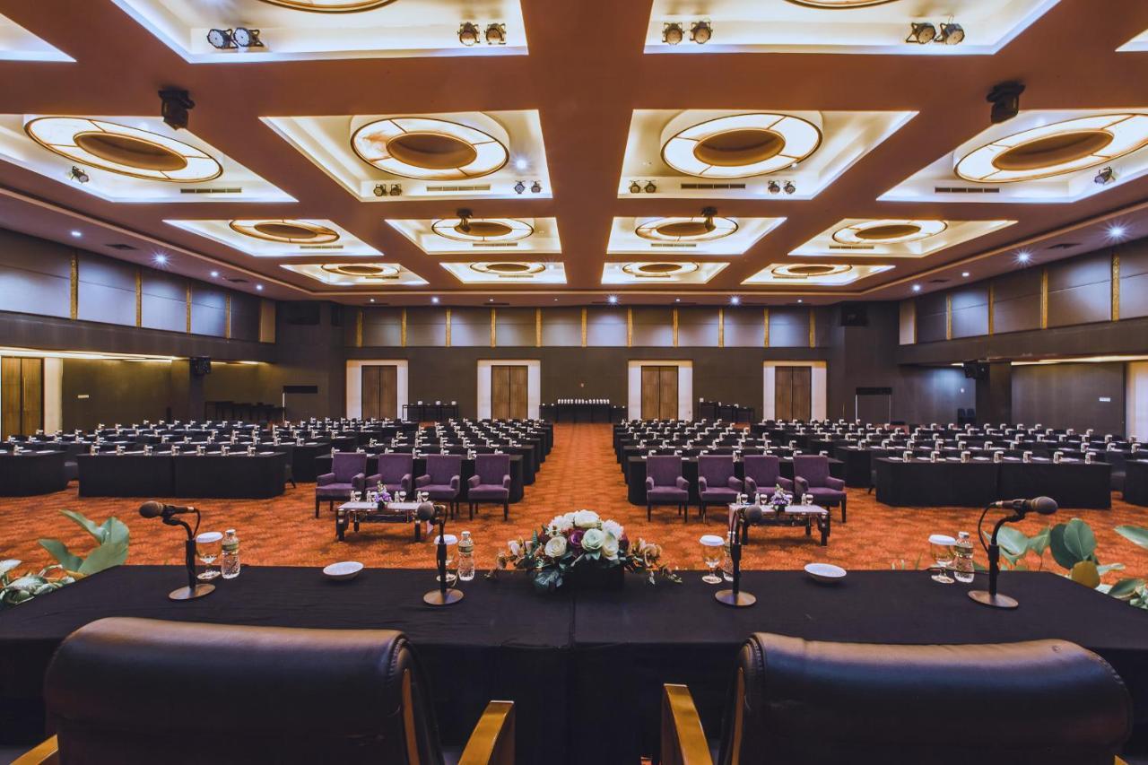 Hotel Truntum Padang Zewnętrze zdjęcie